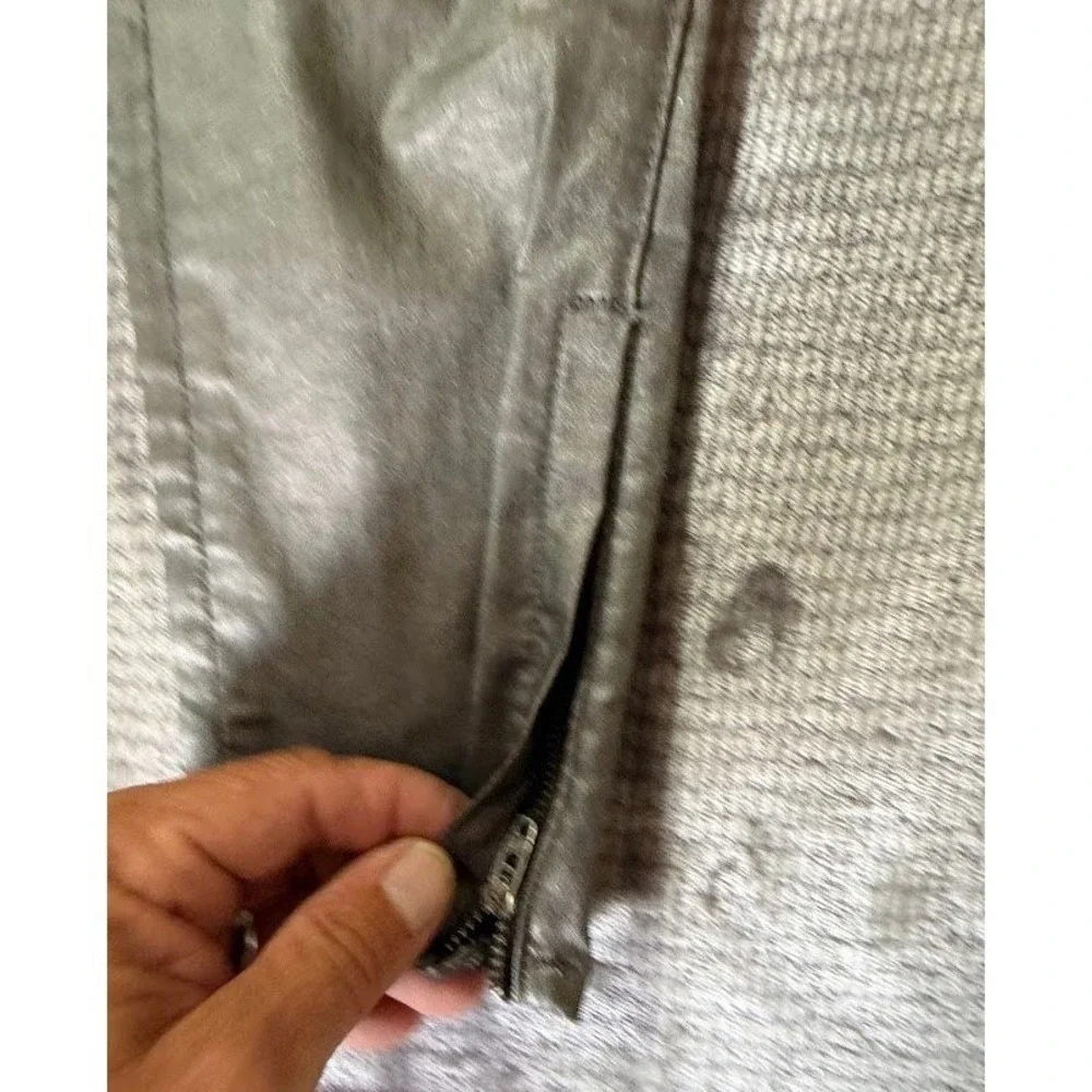 Rag & Bone Intermix Metallic Pewter Zipper Capri Pants 25X26.